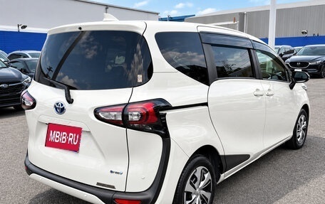 Toyota Sienta II, 2022 год, 1 550 000 рублей, 4 фотография