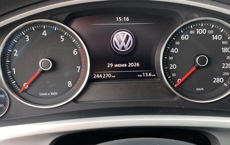 Volkswagen Touareg III, 2014 год, 1 980 000 рублей, 3 фотография