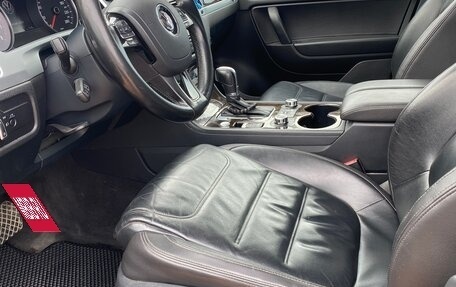 Volkswagen Touareg III, 2014 год, 1 980 000 рублей, 6 фотография