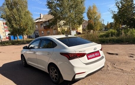 Hyundai Solaris II рестайлинг, 2017 год, 1 150 000 рублей, 6 фотография