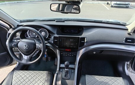 Honda Accord VIII рестайлинг, 2011 год, 899 000 рублей, 13 фотография