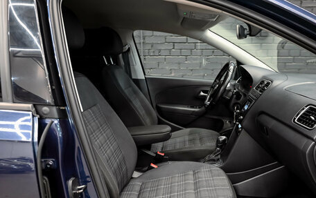 Volkswagen Polo VI (EU Market), 2017 год, 1 350 000 рублей, 11 фотография
