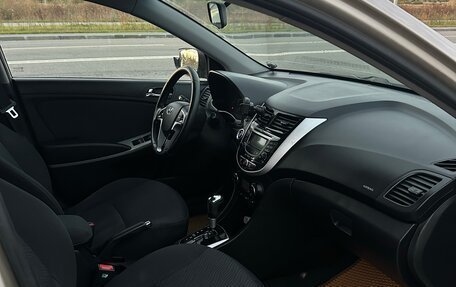Hyundai Solaris II рестайлинг, 2011 год, 590 000 рублей, 12 фотография