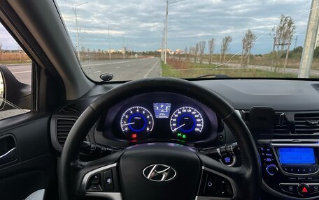 Hyundai Solaris II рестайлинг, 2011 год, 590 000 рублей, 14 фотография