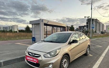 Hyundai Solaris II рестайлинг, 2011 год, 590 000 рублей, 6 фотография
