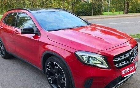 Mercedes-Benz GLA, 2018 год, 3 450 000 рублей, 3 фотография
