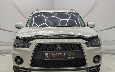 Mitsubishi Outlander III рестайлинг 3, 2010 год, 890 000 рублей, 2 фотография