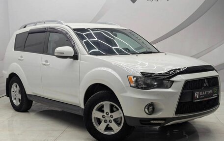 Mitsubishi Outlander III рестайлинг 3, 2010 год, 890 000 рублей, 3 фотография