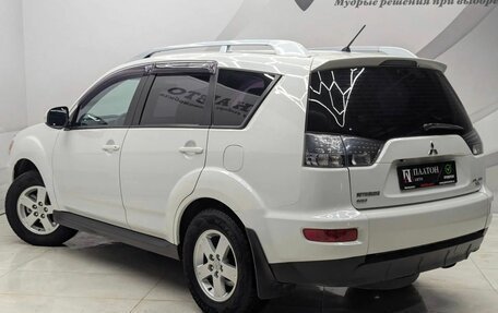 Mitsubishi Outlander III рестайлинг 3, 2010 год, 890 000 рублей, 7 фотография