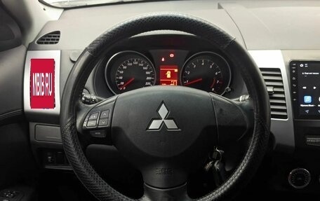 Mitsubishi Outlander III рестайлинг 3, 2010 год, 890 000 рублей, 12 фотография