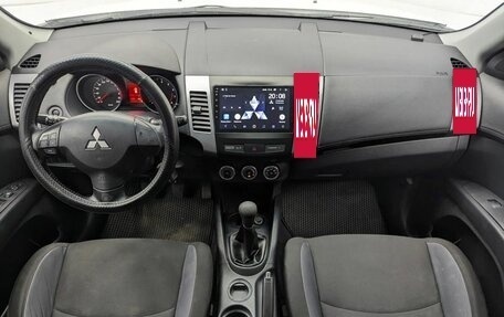 Mitsubishi Outlander III рестайлинг 3, 2010 год, 890 000 рублей, 10 фотография