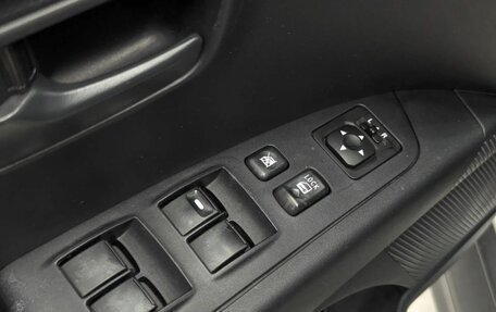 Mitsubishi Outlander III рестайлинг 3, 2010 год, 890 000 рублей, 13 фотография