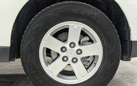 Mitsubishi Outlander III рестайлинг 3, 2010 год, 890 000 рублей, 16 фотография