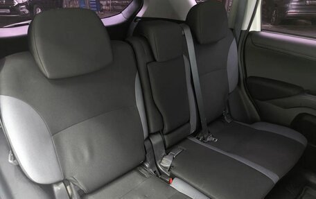 Mitsubishi Outlander III рестайлинг 3, 2010 год, 890 000 рублей, 15 фотография