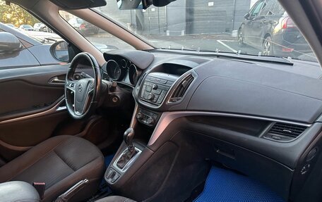 Opel Zafira C рестайлинг, 2013 год, 769 000 рублей, 5 фотография