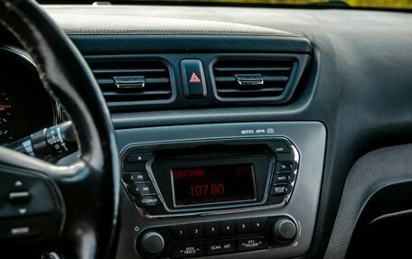 KIA Rio III рестайлинг, 2013 год, 800 000 рублей, 20 фотография