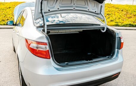 KIA Rio III рестайлинг, 2013 год, 800 000 рублей, 25 фотография