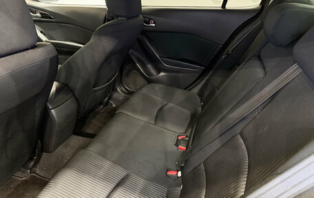 Mazda 3, 2015 год, 1 530 000 рублей, 18 фотография