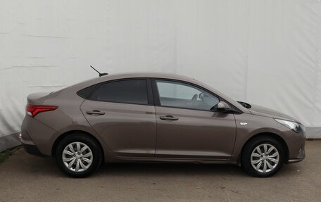 Hyundai Solaris II рестайлинг, 2022 год, 1 449 000 рублей, 7 фотография