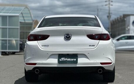 Mazda 3, 2022 год, 1 200 000 рублей, 6 фотография