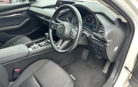 Mazda 3, 2022 год, 1 200 000 рублей, 15 фотография
