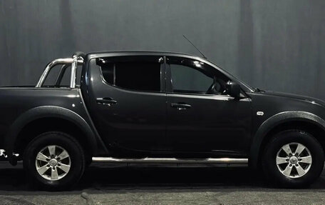 Mitsubishi L200 IV рестайлинг, 2010 год, 1 300 000 рублей, 4 фотография