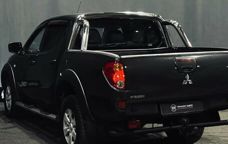 Mitsubishi L200 IV рестайлинг, 2010 год, 1 300 000 рублей, 7 фотография