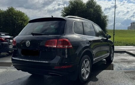 Volkswagen Touareg III, 2011 год, 2 750 000 рублей, 4 фотография