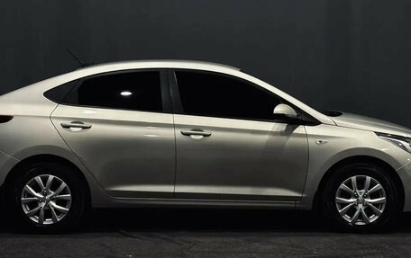 Hyundai Solaris II рестайлинг, 2019 год, 1 291 000 рублей, 4 фотография