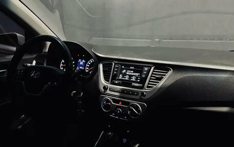 Hyundai Solaris II рестайлинг, 2019 год, 1 291 000 рублей, 11 фотография