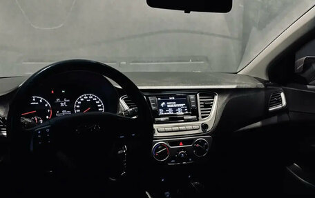 Hyundai Solaris II рестайлинг, 2019 год, 1 291 000 рублей, 9 фотография