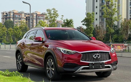 Infiniti QX30, 2019 год, 1 420 000 рублей, 3 фотография