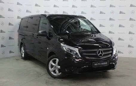 Mercedes-Benz Vito, 2019 год, 4 500 000 рублей, 3 фотография