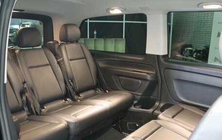 Mercedes-Benz Vito, 2019 год, 4 500 000 рублей, 18 фотография