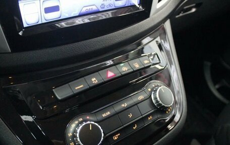 Mercedes-Benz Vito, 2019 год, 4 500 000 рублей, 16 фотография