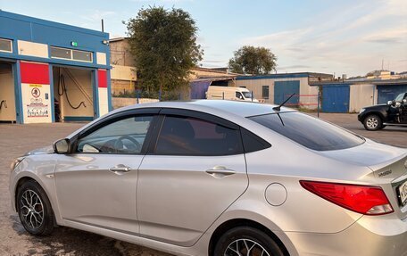 Hyundai Solaris II рестайлинг, 2014 год, 700 000 рублей, 6 фотография