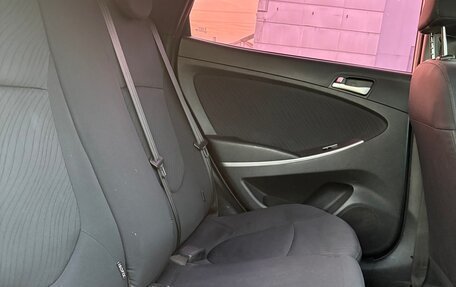 Hyundai Solaris II рестайлинг, 2014 год, 700 000 рублей, 11 фотография