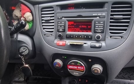 KIA Rio II, 2011 год, 370 000 рублей, 17 фотография