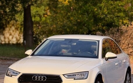Audi A4, 2017 год, 1 599 000 рублей, 1 фотография