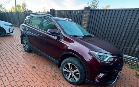 Toyota RAV4, 2016 год, 1 690 000 рублей, 3 фотография