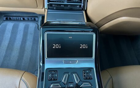 Audi A8, 2019 год, 6 500 000 рублей, 16 фотография