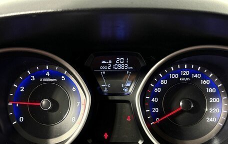 Hyundai Elantra V, 2013 год, 850 000 рублей, 9 фотография