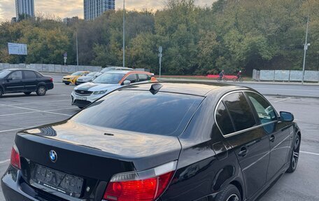 BMW 5 серия, 2004 год, 1 150 000 рублей, 4 фотография