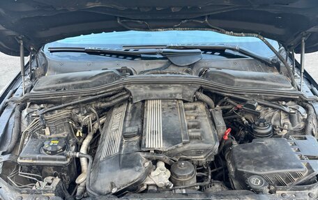 BMW 5 серия, 2004 год, 1 150 000 рублей, 19 фотография