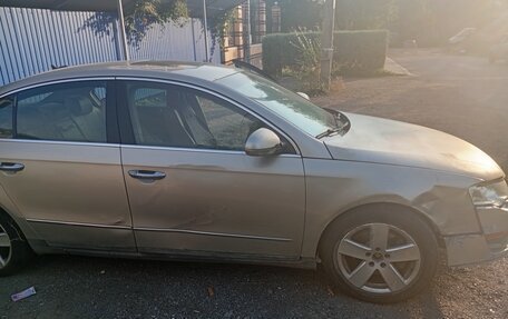 Volkswagen Passat B6, 2005 год, 300 000 рублей, 6 фотография