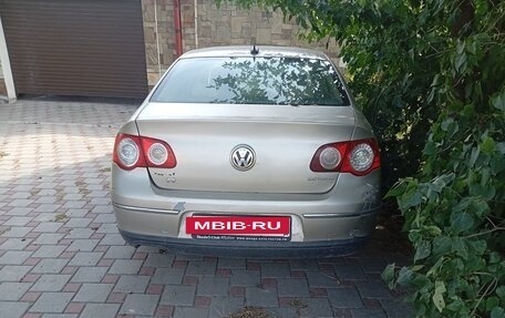 Volkswagen Passat B6, 2005 год, 300 000 рублей, 4 фотография