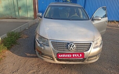 Volkswagen Passat B6, 2005 год, 300 000 рублей, 5 фотография