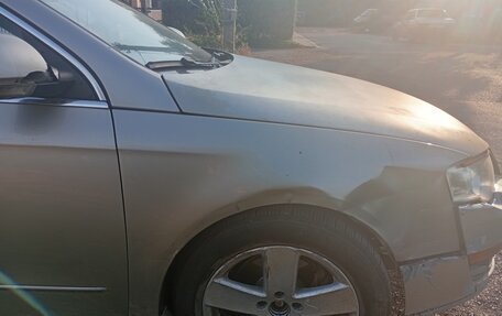 Volkswagen Passat B6, 2005 год, 300 000 рублей, 8 фотография