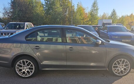 Volkswagen Jetta VI, 2013 год, 1 100 000 рублей, 4 фотография