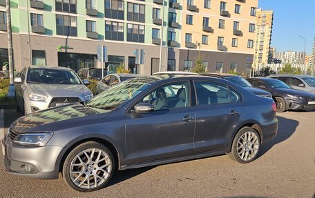 Volkswagen Jetta VI, 2013 год, 1 100 000 рублей, 3 фотография